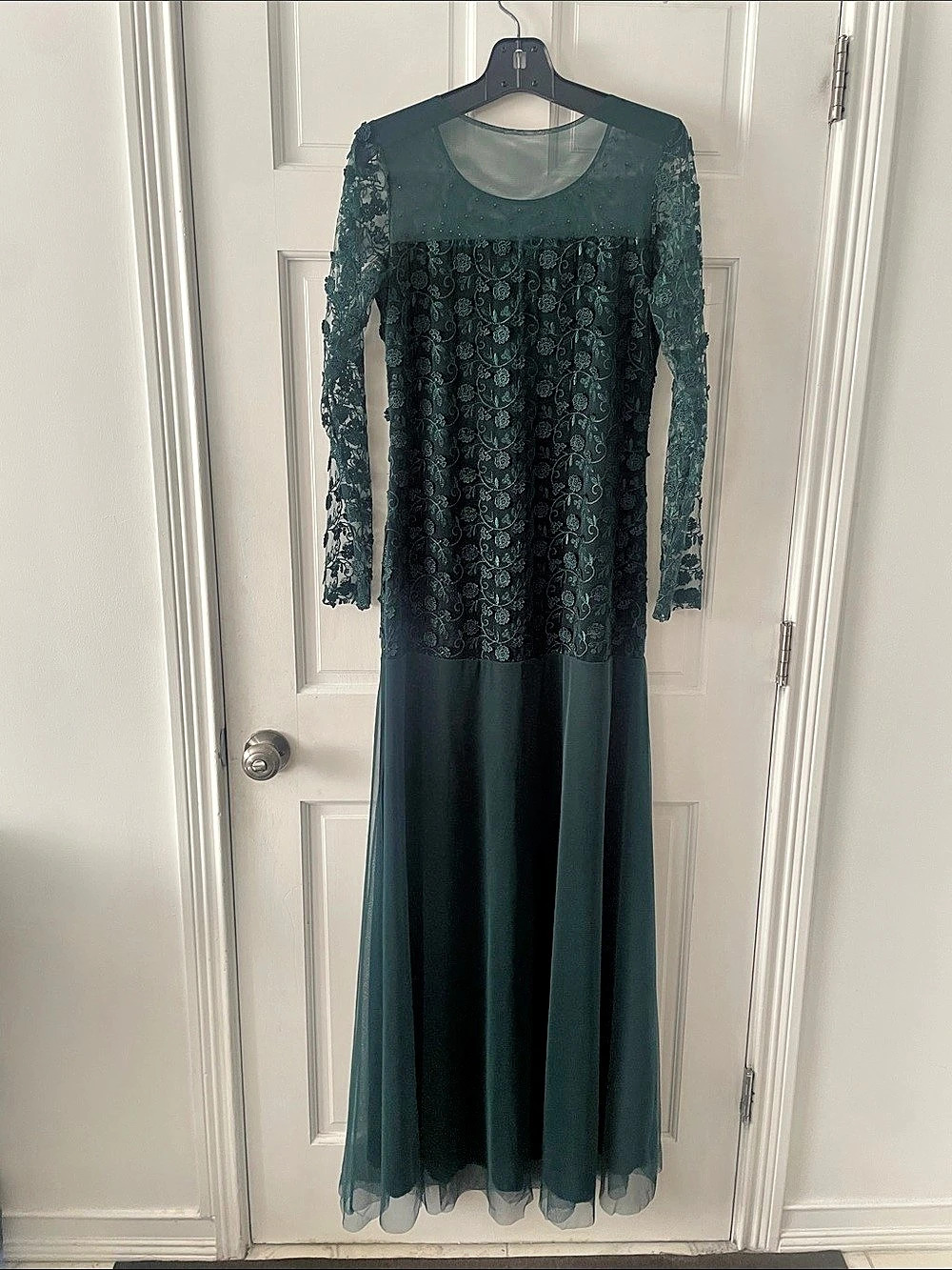Ceres Green Lace Maxi Dress Size 42 Like New